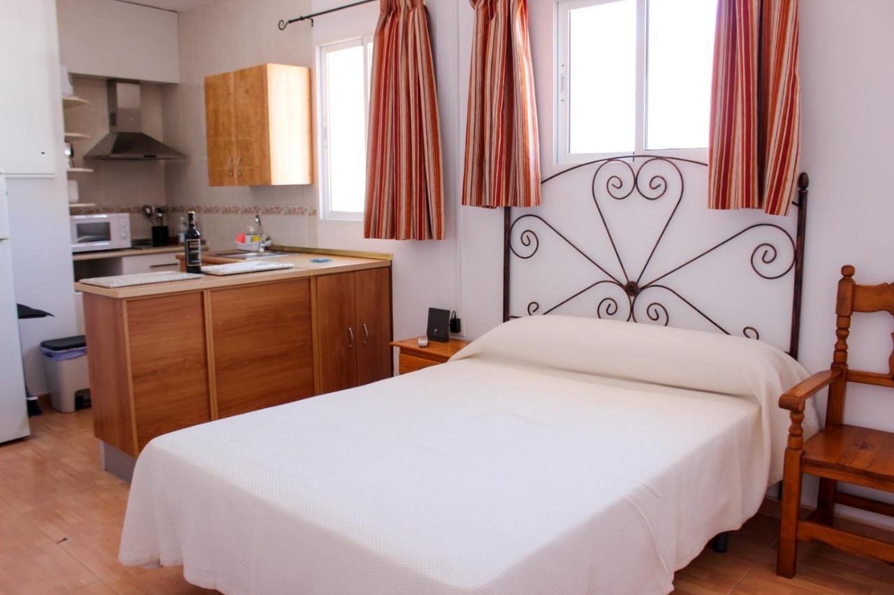 Apartamentos La Mar Chica Бенальмадена Экстерьер фото